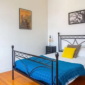 Bright 2 Bedroom 100m From Av. Liberdade Lisbon